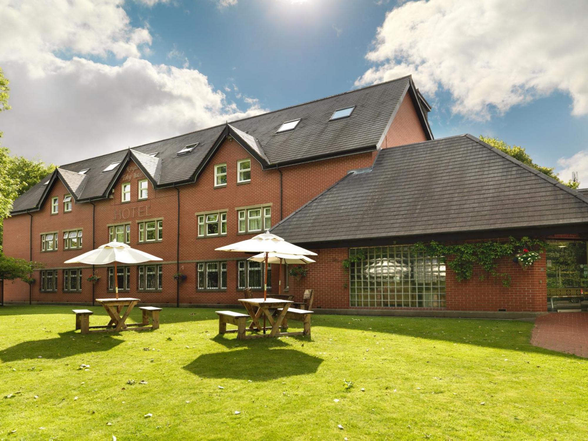 The Royal Toby Hotel Rochdale Exterior foto
