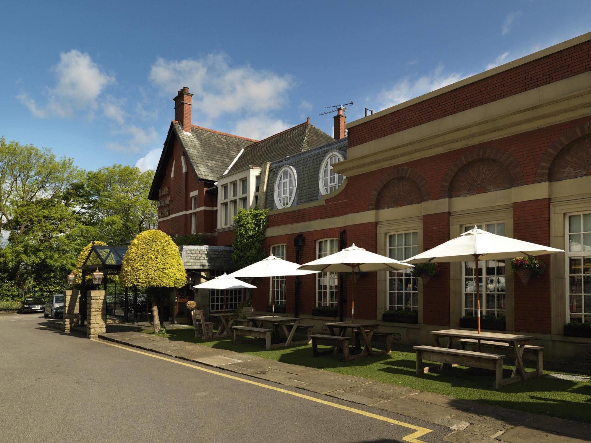 The Royal Toby Hotel Rochdale Exterior foto
